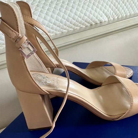 Vince Camuto Women's Block Heeled Sandal - Picture 2 of 4